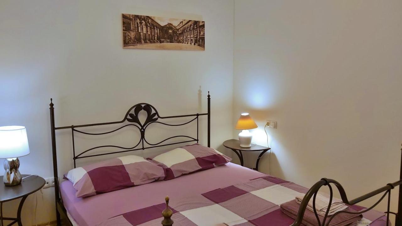 Apartment Lora Omiš Zewnętrze zdjęcie