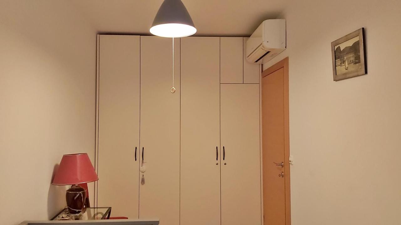 Apartment Lora Omiš Zewnętrze zdjęcie
